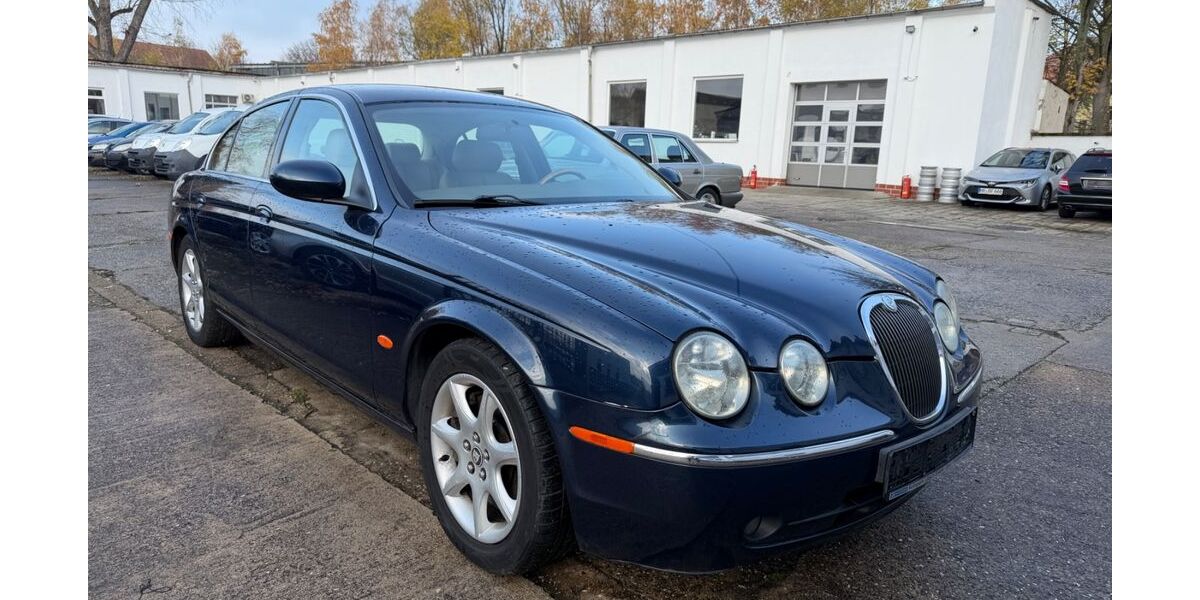 Jaguar S-Type 248.741 km 3.490 &euro; Leipzig 04178