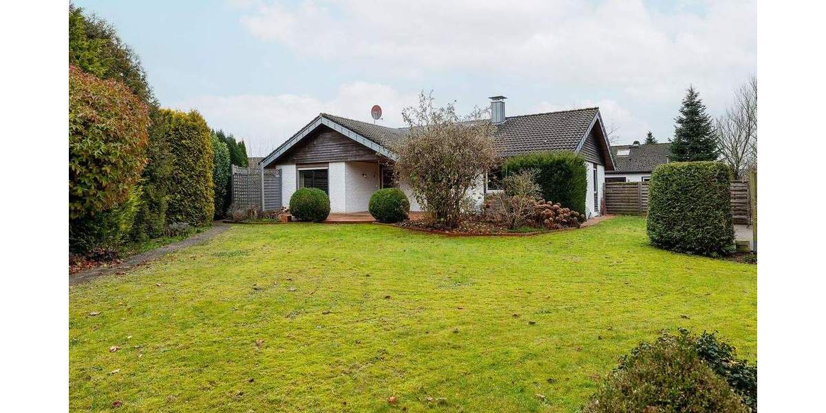Großzügig, ruhig & voller Möglichkeiten - Ihr gepflegter Bungalow in Schloß Holte-Stukenbrock 4 zimmer