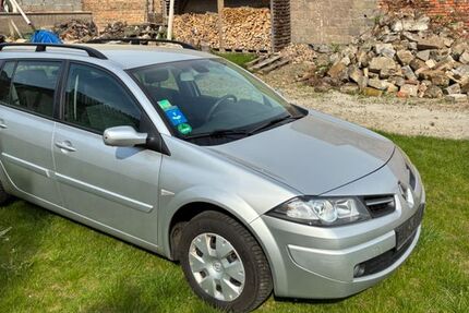 Renault Megane 183.684 km 2.600 &euro; Weißenfels OT Tagewerben 06667