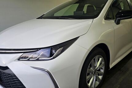 Toyota Corolla 15.000 km 21.450 &euro; Hamburg 21079