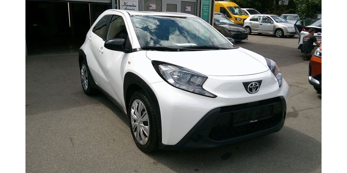 Toyota Aygo (X) 137.000 km 10.990 &euro; Sindelfingen 71065