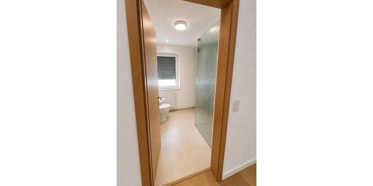 Hochparterre Schweinfurt Bellevue - 3.5 Zimmer, 80 m&sup2;, 215.000&euro; | Angebot:26415842
