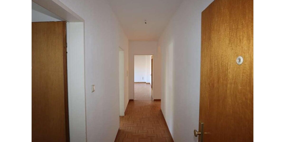 Etagenwohnung Hillesheim - 3 Zimmer, 84 m&sup2;, 600&euro; | Angebot:26313349