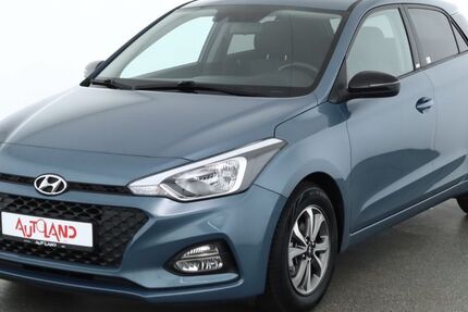 Hyundai i20 66.420 km 13.990 &euro; Berlin 12683
