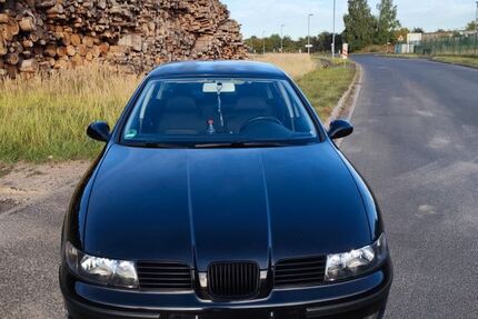 Seat Leon 160.000 km 2.200 € Krayenberggemeinde 36460