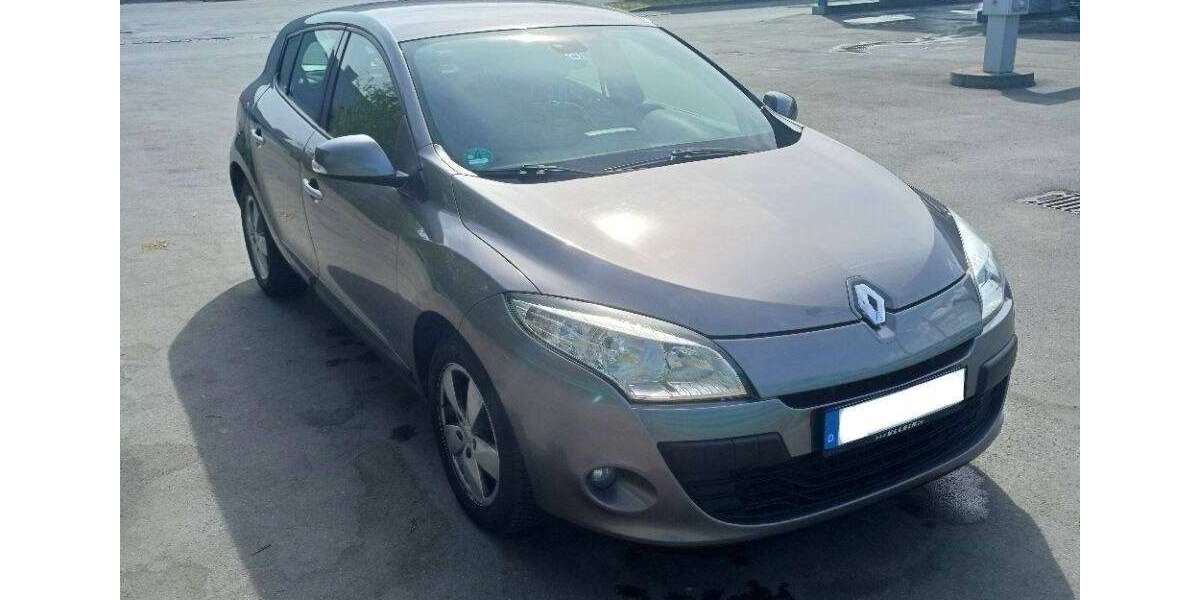 Renault Megane 135.286 km 4.200 &euro; Hof 95032