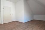 Dachgeschoßwohnung Gelnhausen - 4 Zimmer, 120 m&sup2;, 1.200&euro; | Angebot:26349279