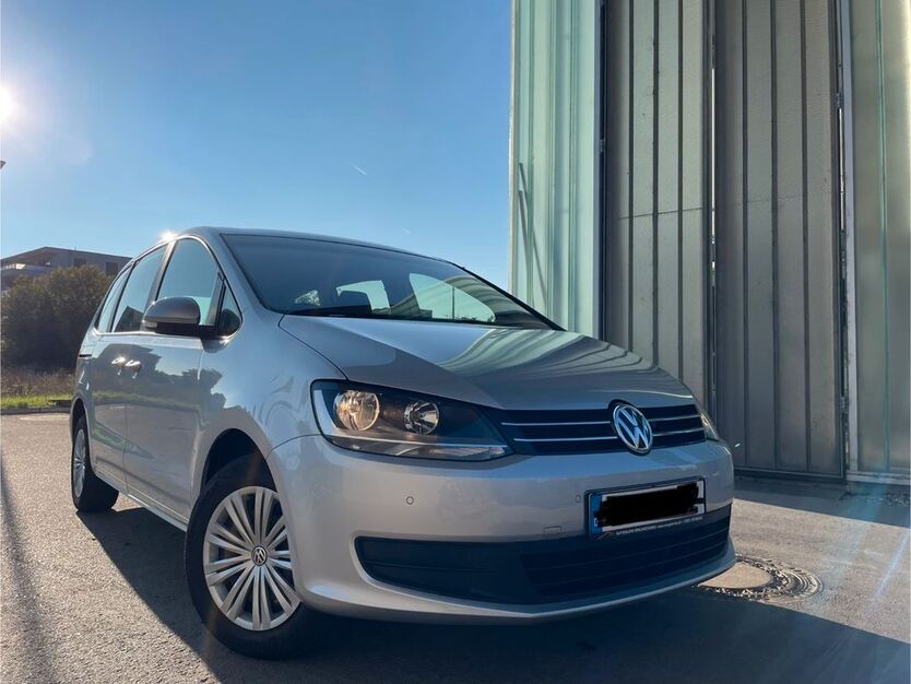 VW Sharan 37.959 km 19.500 € Weil am Rhein 79576