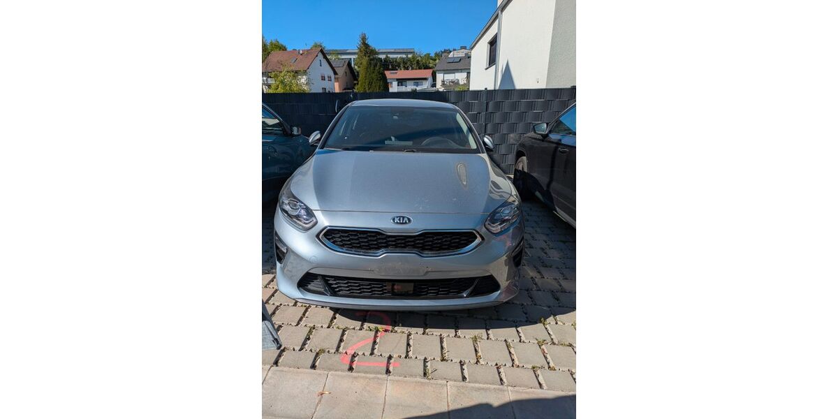 Kia ceed / Ceed 72.000 km 14.699 &euro; Köllerbach 66346