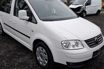 VW Caddy 275.000 km 4.999 &euro; Eichenzell 36124