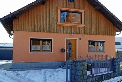 Haus Hengersberg - 5 Zimmer, 160 m&sup2;, 1.350&euro; | Angebot:24695623