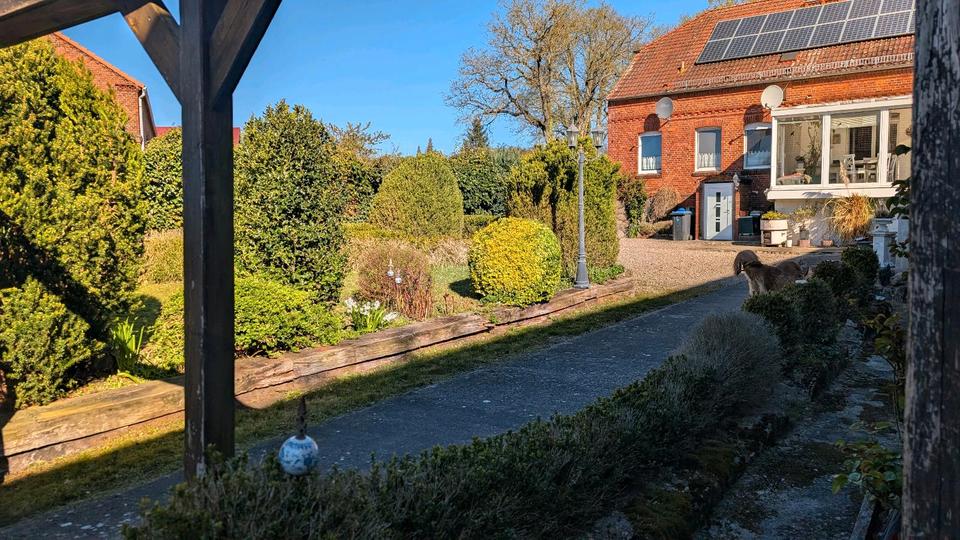 Villa Perleberg - 9 Zimmer, 300 m&sup2;, 320.000&euro; | Angebot:27137454
