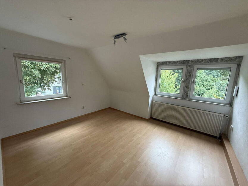 zentral gelegenes Einfamilienhaus in Stadtparknähe zu vermieten