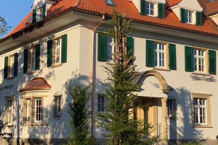Haus Konstanz Allmannsdorf - 10 Zimmer, 285 m&sup2;, 3.950&euro; | Angebot:26963351