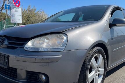 VW Golf 241.000 km 1.250 &euro; Lahr-Langenwinkel 77933