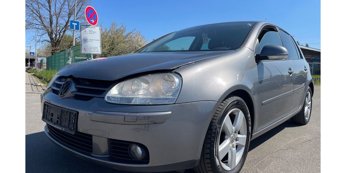 VW Golf 241.000 km 1.250 &euro; Lahr-Langenwinkel 77933