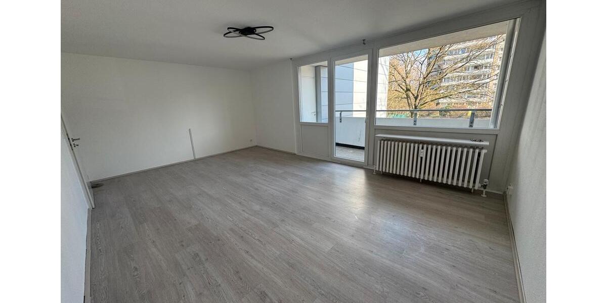 Etagenwohnung Bergisch Gladbach Frankenforst - 4 Zimmer, 104 m&sup2;, 1.579&euro; | Angebot:24785431