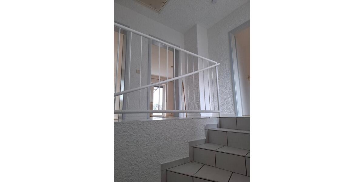 Einfamilienhaus Ramstein-Miesenbach Miesenbach - 7 Zimmer, 200 m&sup2;, 399.000&euro; | Angebot:25378151