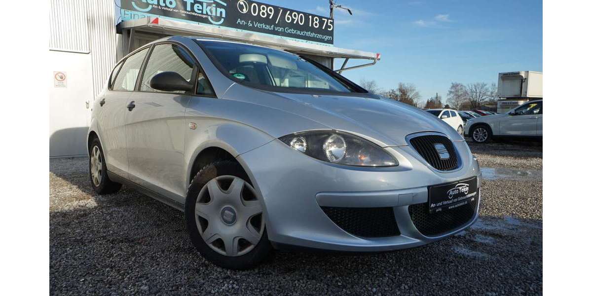 Seat Altea 222.715 km 2.950 &euro; München 81829