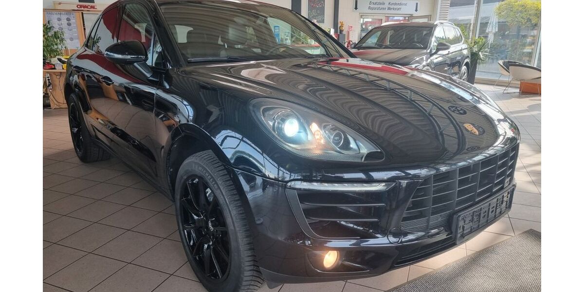 Porsche Macan 329.000 km 22.600 &euro; Nürnberg 90431