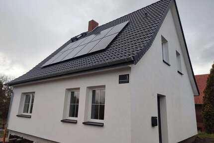Haus zum Kaufen in Holzendorf 389.000 € 220 m²