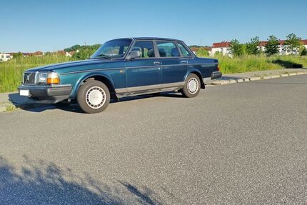 Volvo 240 250.000 km 4.800 &euro; Potsdam 14469