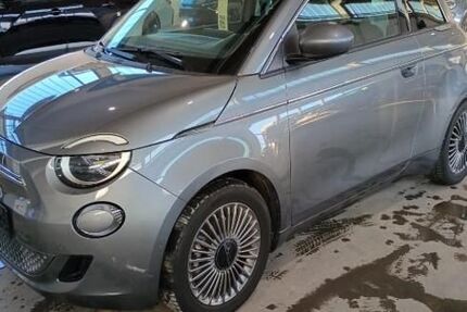 Fiat 500e 13.900 km 16.787 &euro; Tuntenhausen 83104