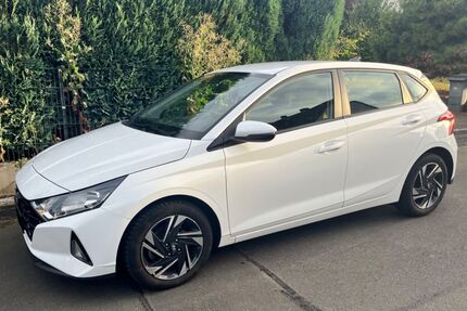 Hyundai i20 52.000 km 15.600 &euro; Kassel 34132