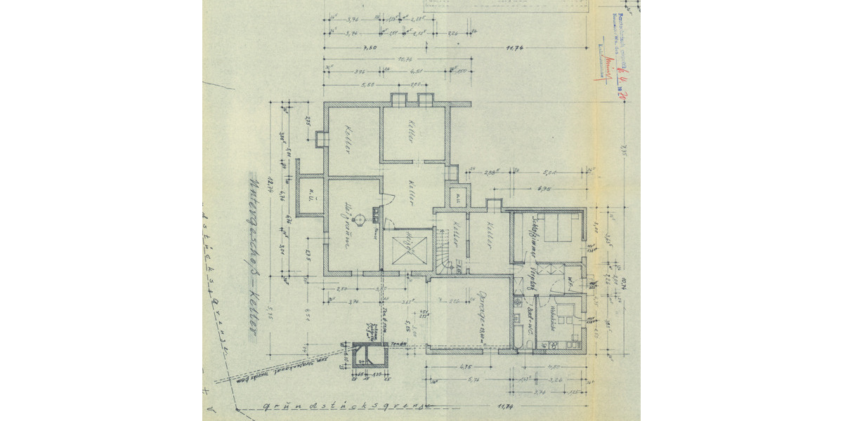 Wohnhaus mit Praxisräumen und Einliegerwohnung 9 zimmer