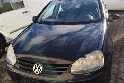 VW Golf 240.473 km 2.190 &euro; Singen 78224