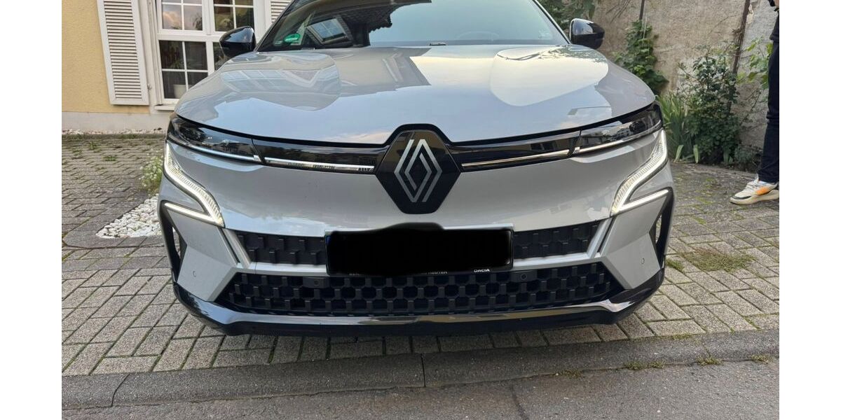 Renault Megane E-TECH 75.000 km 21.000 &euro; Eltville/Hattenheim 65347
