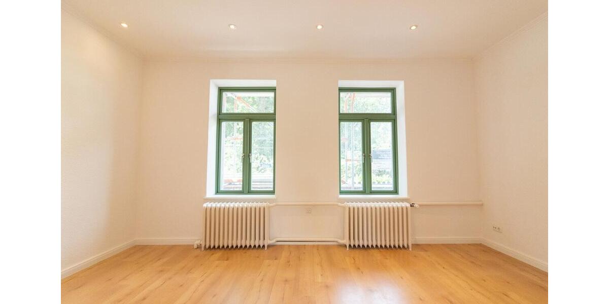 Ab sofort verfügbar: Teilsanierte Doppelhaushälfte in Cismar 4 zimmer