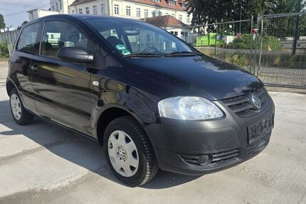 VW Fox 66.100 km 1.990 &euro; Leipzig - Ost 04328