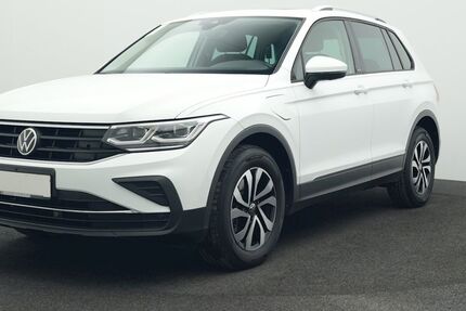 VW Tiguan 32.850 km 31.540 &euro; Greding an der A9 91171