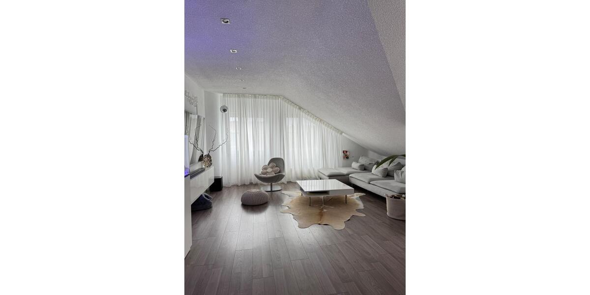 Dachgeschoßwohnung Germersheim - 3 Zimmer, 65 m&sup2;, 210.000&euro; | Angebot:25311011