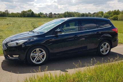 Ford Focus 49.000 km 15.500 &euro; Fürth 90766