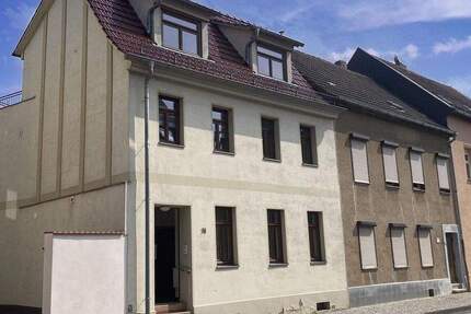 Haus Lutherstadt Eisleben - 6 Zimmer, 170 m&sup2;, 149.000&euro; | Angebot:25142249