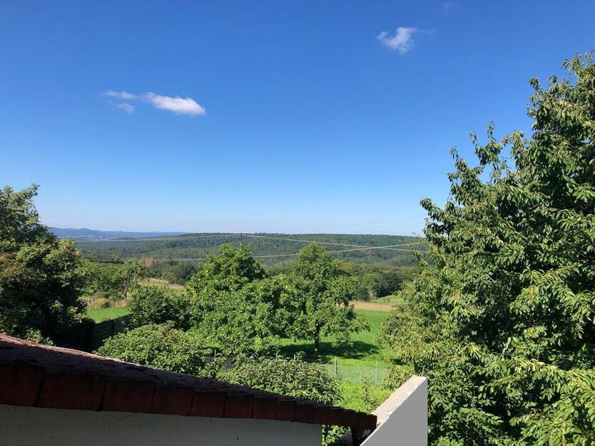 Einfamilienhaus mit großem Garten und toller Fernsicht