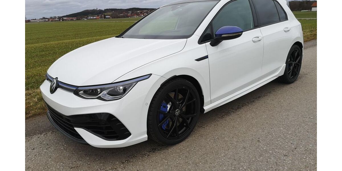 VW Golf 8.000 km 49.290 &euro; Germaringen 87656