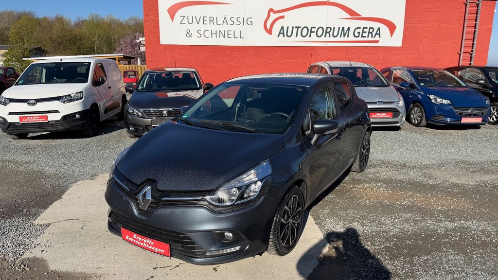 Renault Clio 15.200 km 10.990 &euro; Gera 07546