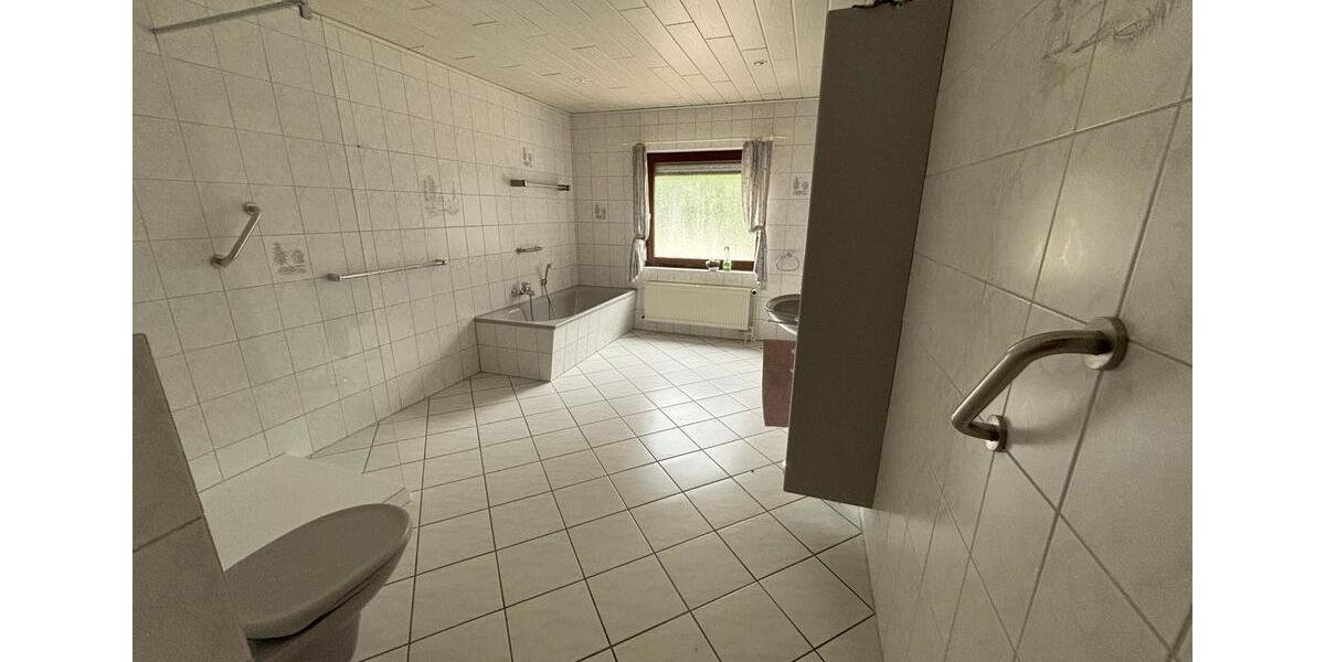 Bauernhaus, Landhaus Havetoft - 8.5 Zimmer, 279 m&sup2;, 375.000&euro; | Angebot:26988971