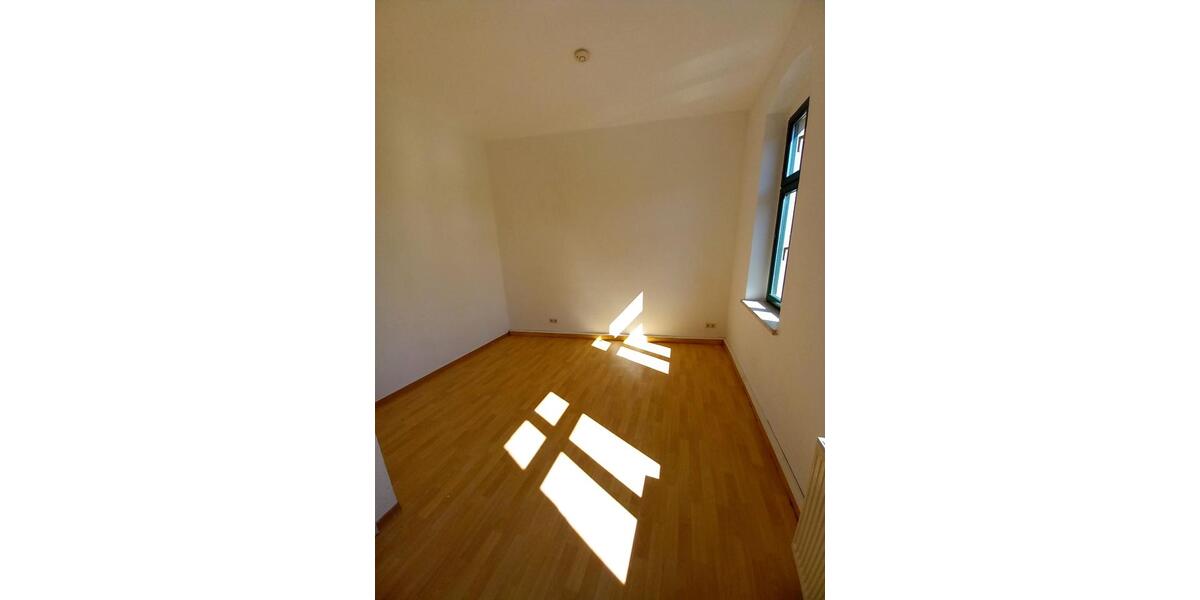 Etagenwohnung Ballenstedt - 3 Zimmer, 72 m&sup2;, 490&euro; | Angebot:26644721