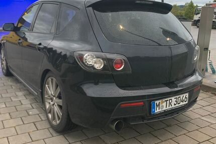 Mazda 3 185.000 km 5.500 € Regensburg 93057