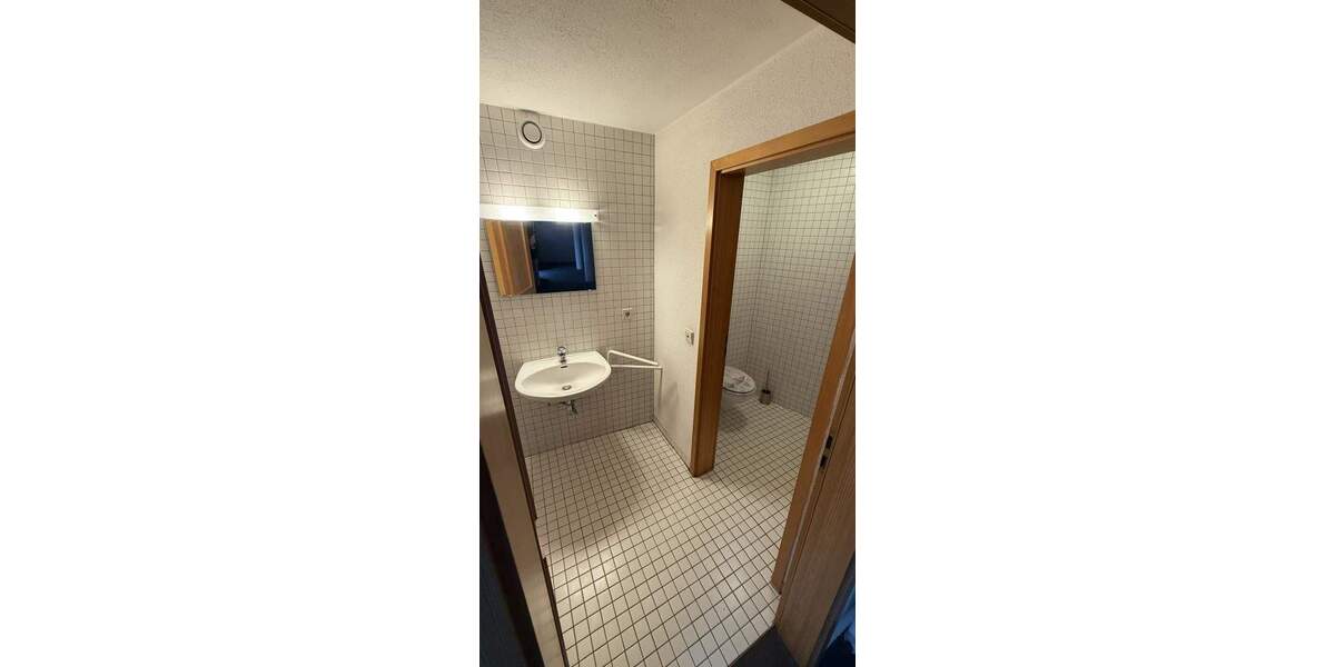 Gewerbeobjekt Villingen-Schwenningen Villingen - 5 Zimmer, 149 m&sup2;, 300.000&euro; | Angebot:25745705