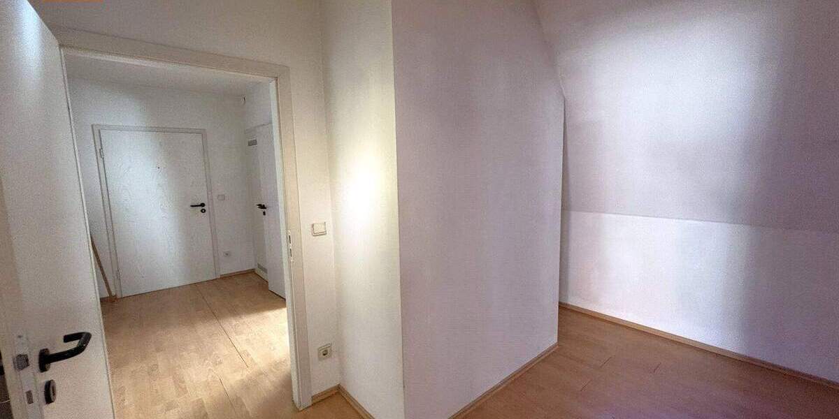 Etagenwohnung Hersbruck - 3 Zimmer, 95 m&sup2;, 319.000&euro; | Angebot:25664902