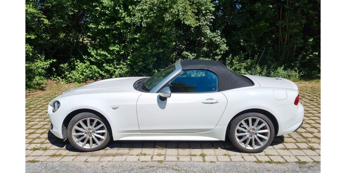 Fiat 124 Spider 25.000 km 18.500 &euro; Ruhmannsfelden 94239