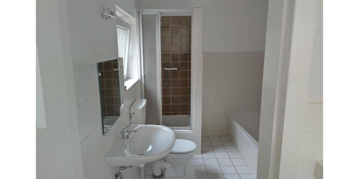 Erdgeschoßwohnung Hechthausen - 4 Zimmer, 94 m&sup2;, 846&euro; | Angebot:26136204