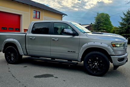 Dodge RAM 4.000 km 59.990 &euro; Schwarzbach 09481