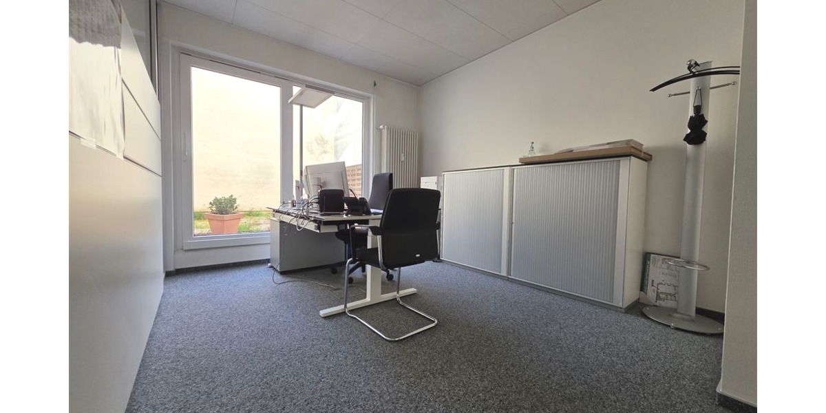 Gewerbeobjekt Singen (Hohentwiel) Singen - 4 Zimmer, 439.000&euro; | Angebot:25742416