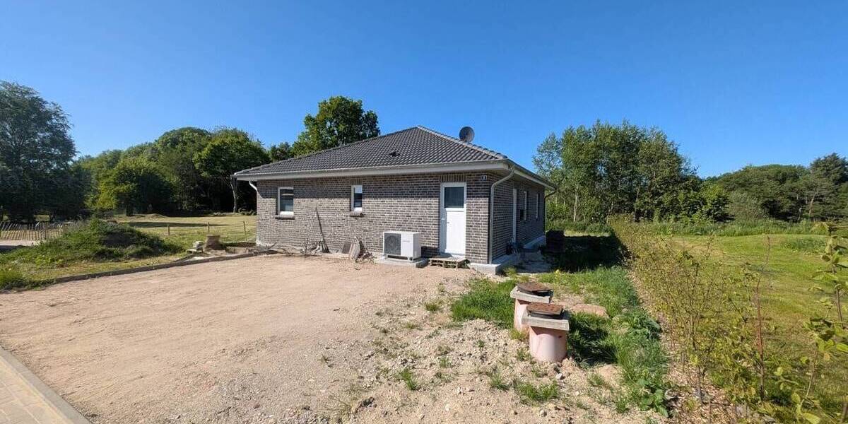 Bungalow Süderbrarup - 4 Zimmer, 90 m&sup2;, 395.000&euro; | Angebot:25190894